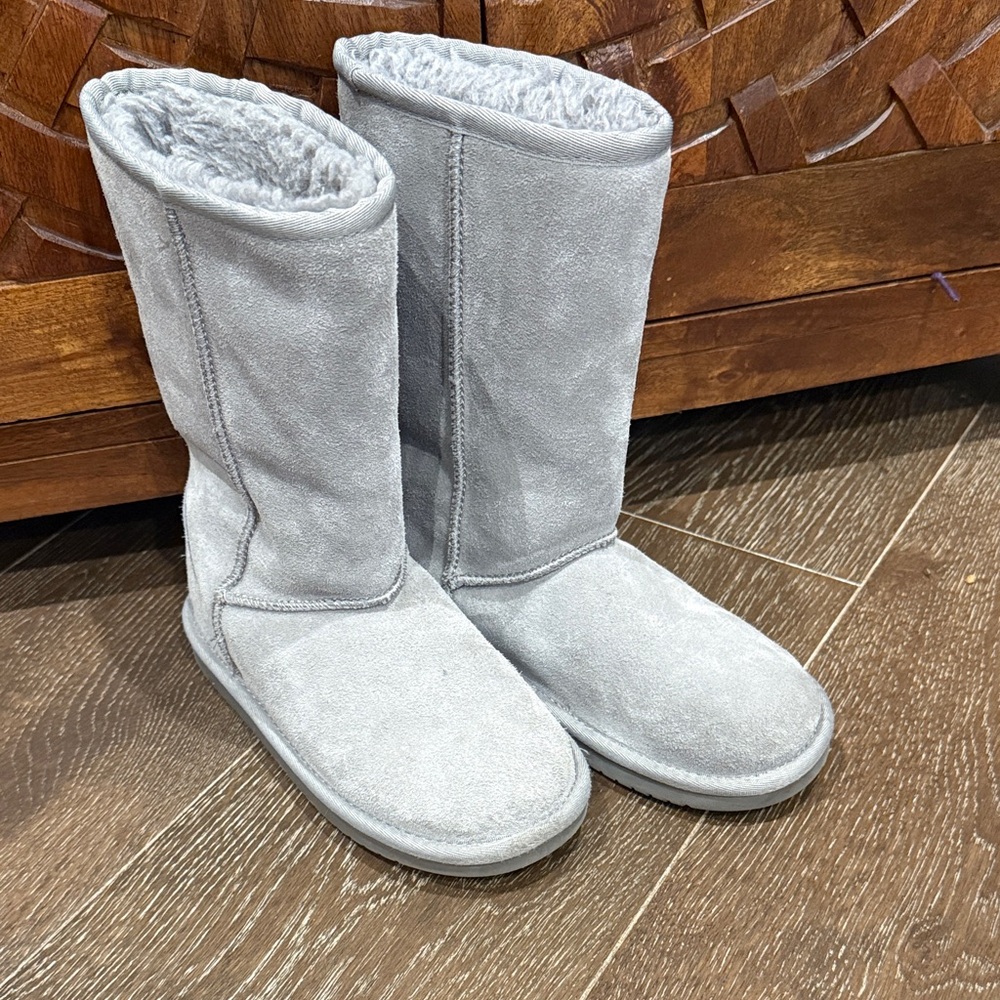 Kookaburra by UGG Girls Gray Boots Size 1 EUC